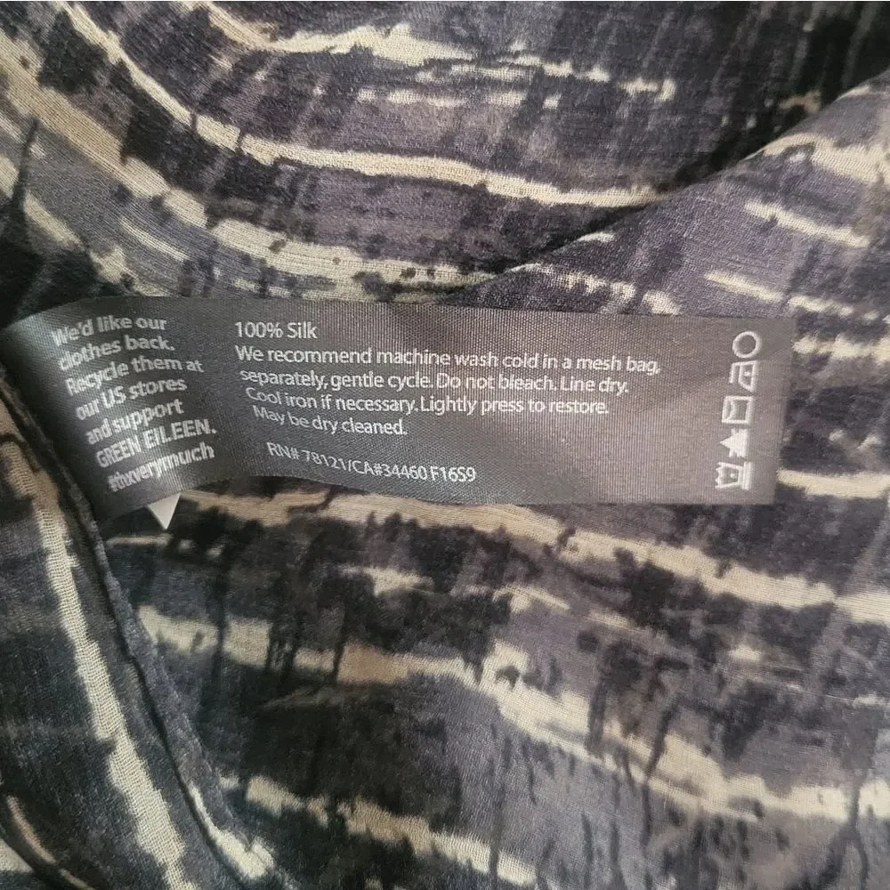 Eileen Fisher Streaky Plaid Printed Silk Crinkle Shell‎ Size Medium NWT